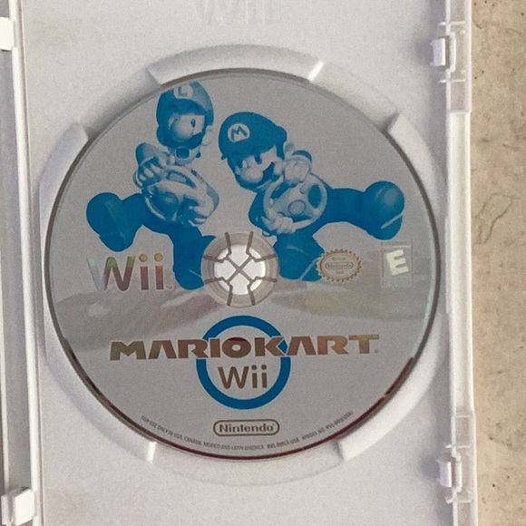 Mario Kart & Racing Wheel Nintendo Wii Game Pink Steering Wheel Drive Race - Picture 7 of 15